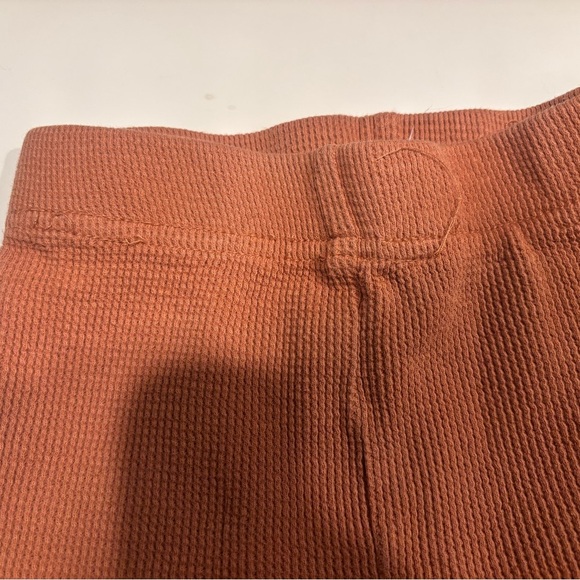 AM. x Petit Lem Lounge Set - Picture 7 of 8